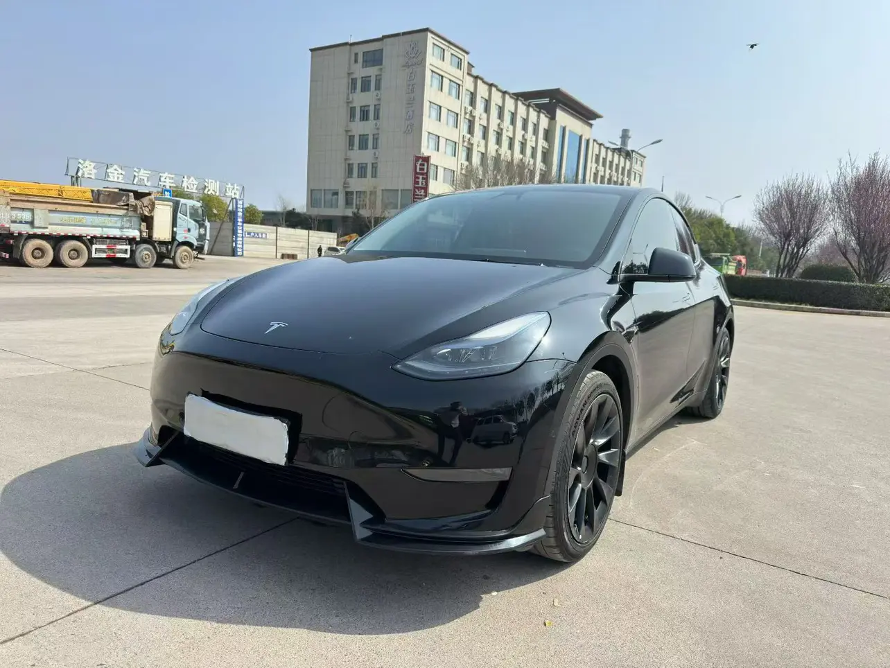 Tesla Model Y  из Китая