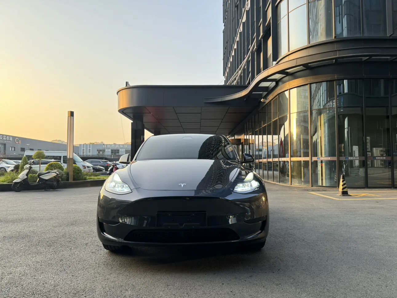 Tesla Model Y  из Китая