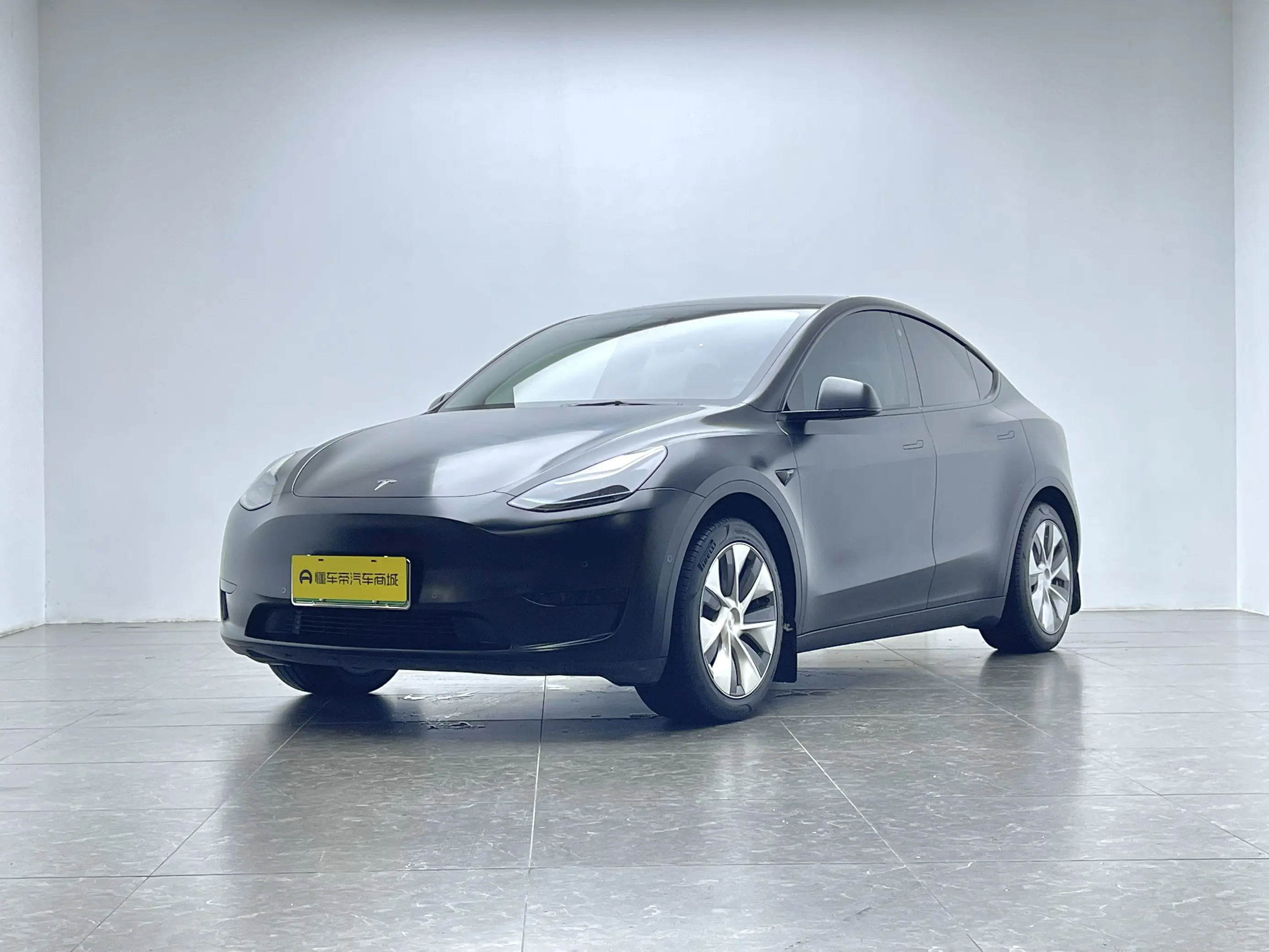 Tesla Model Y  из Китая