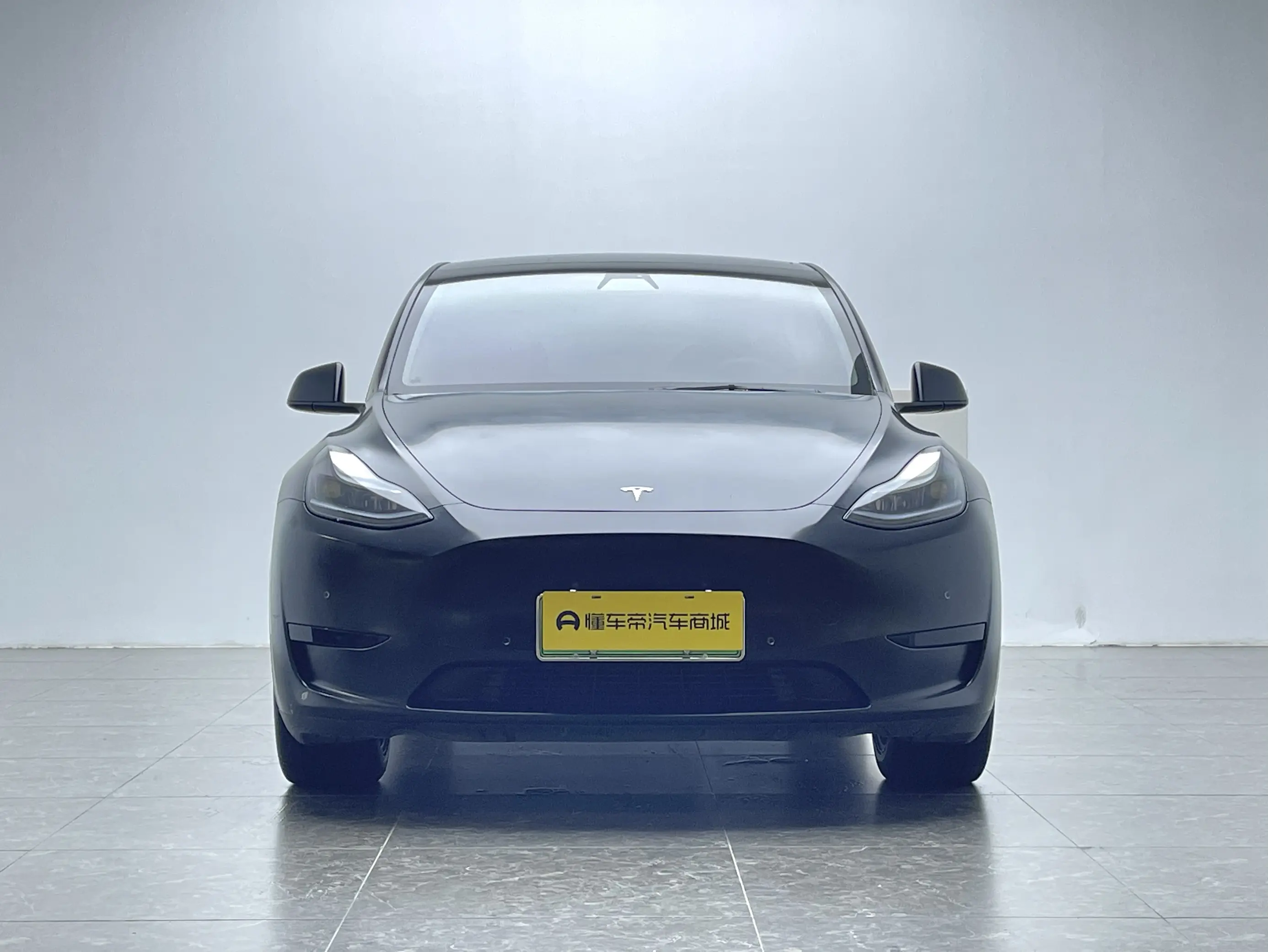 Tesla Model Y  из Китая