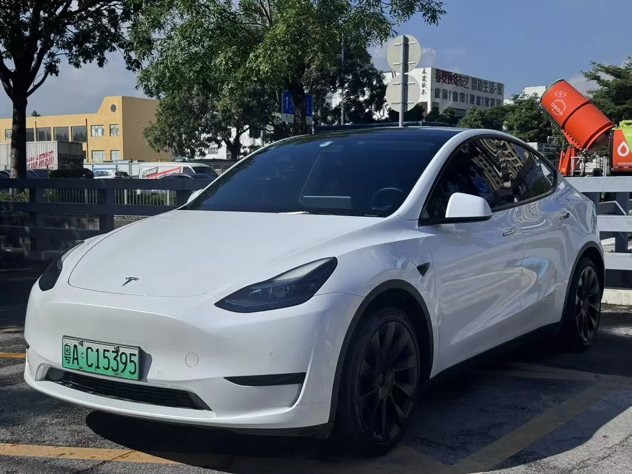 Tesla Model Y  из Китая