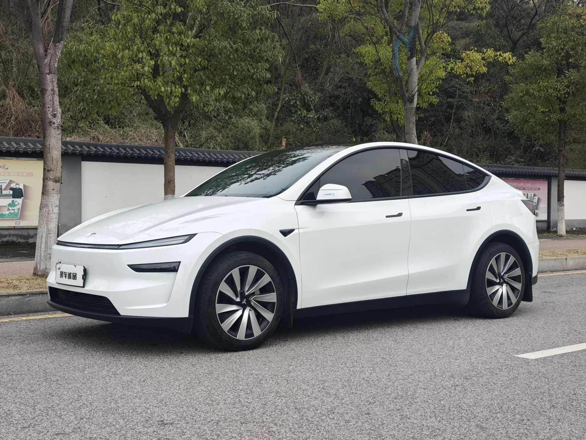 Tesla Model Y  из Китая