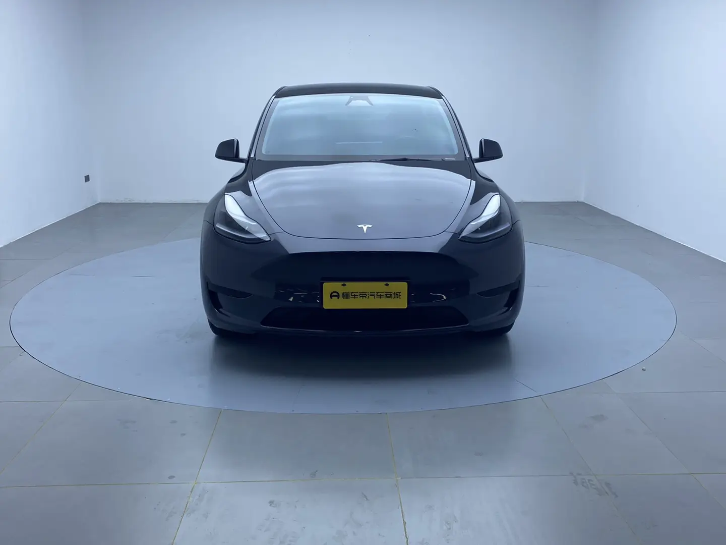 Tesla Model Y  из Китая