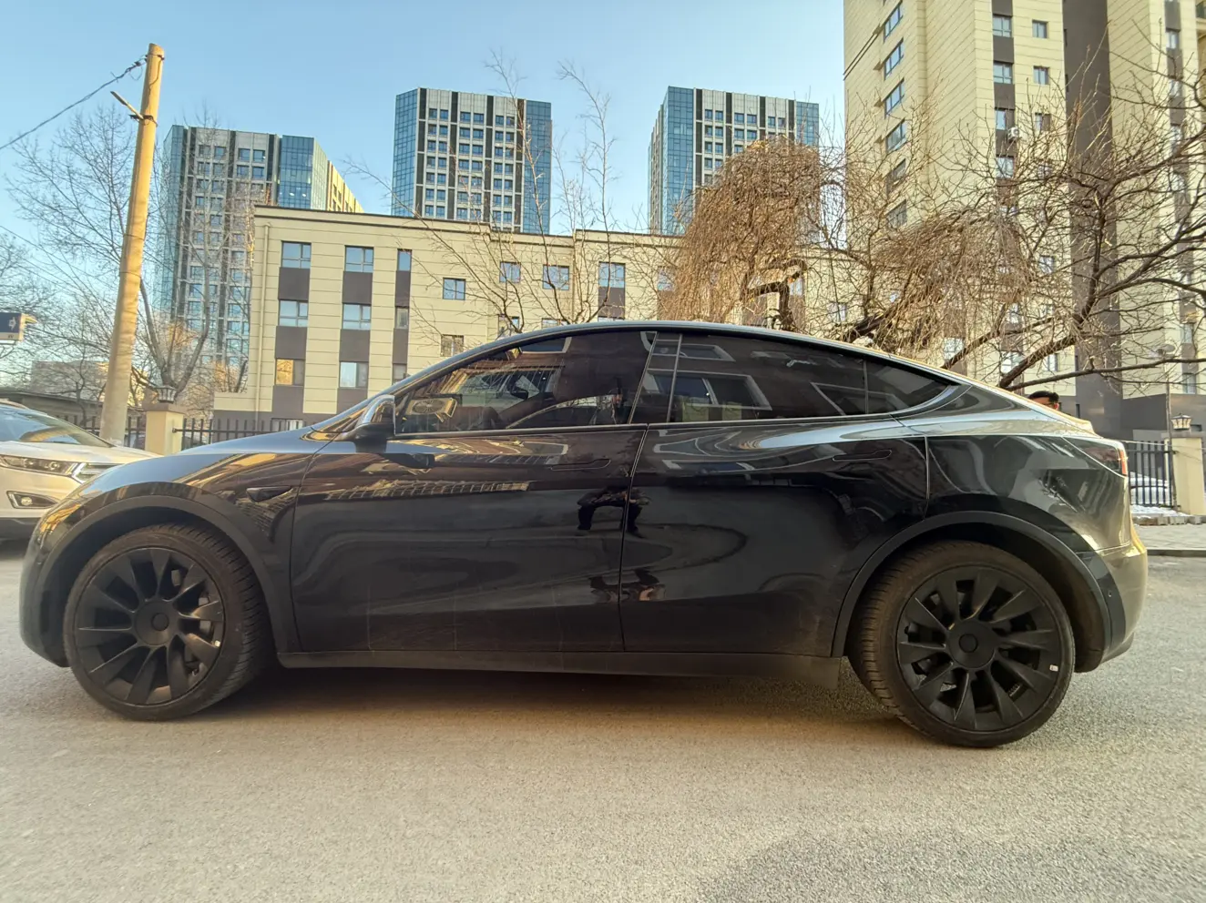 Tesla Model Y  из Китая