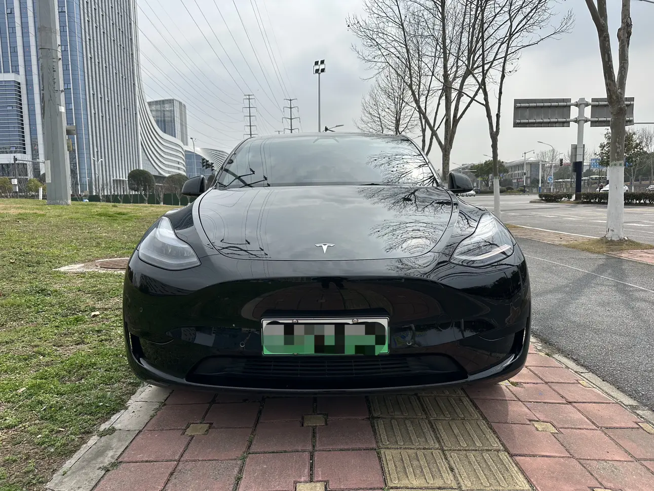 Tesla Model Y  из Китая