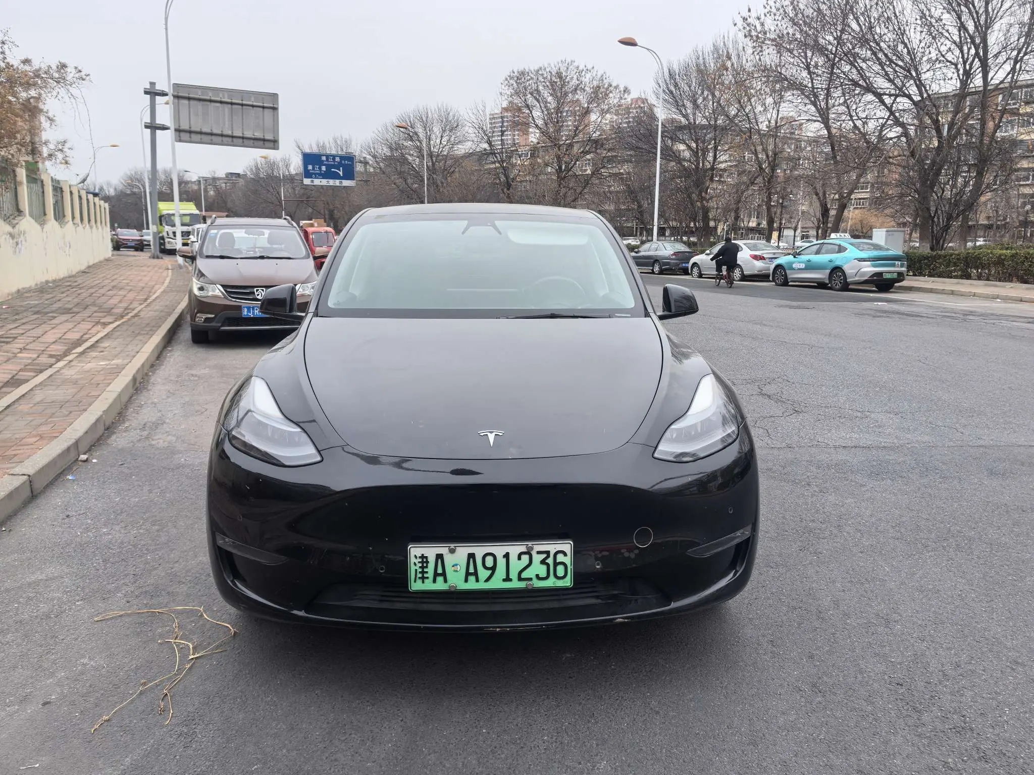 Tesla Model Y  из Китая