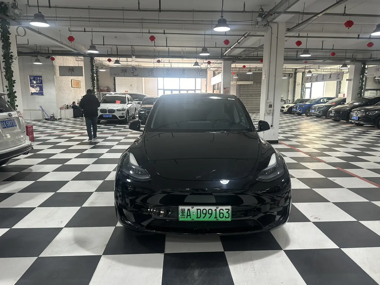 Tesla Model Y  из Китая