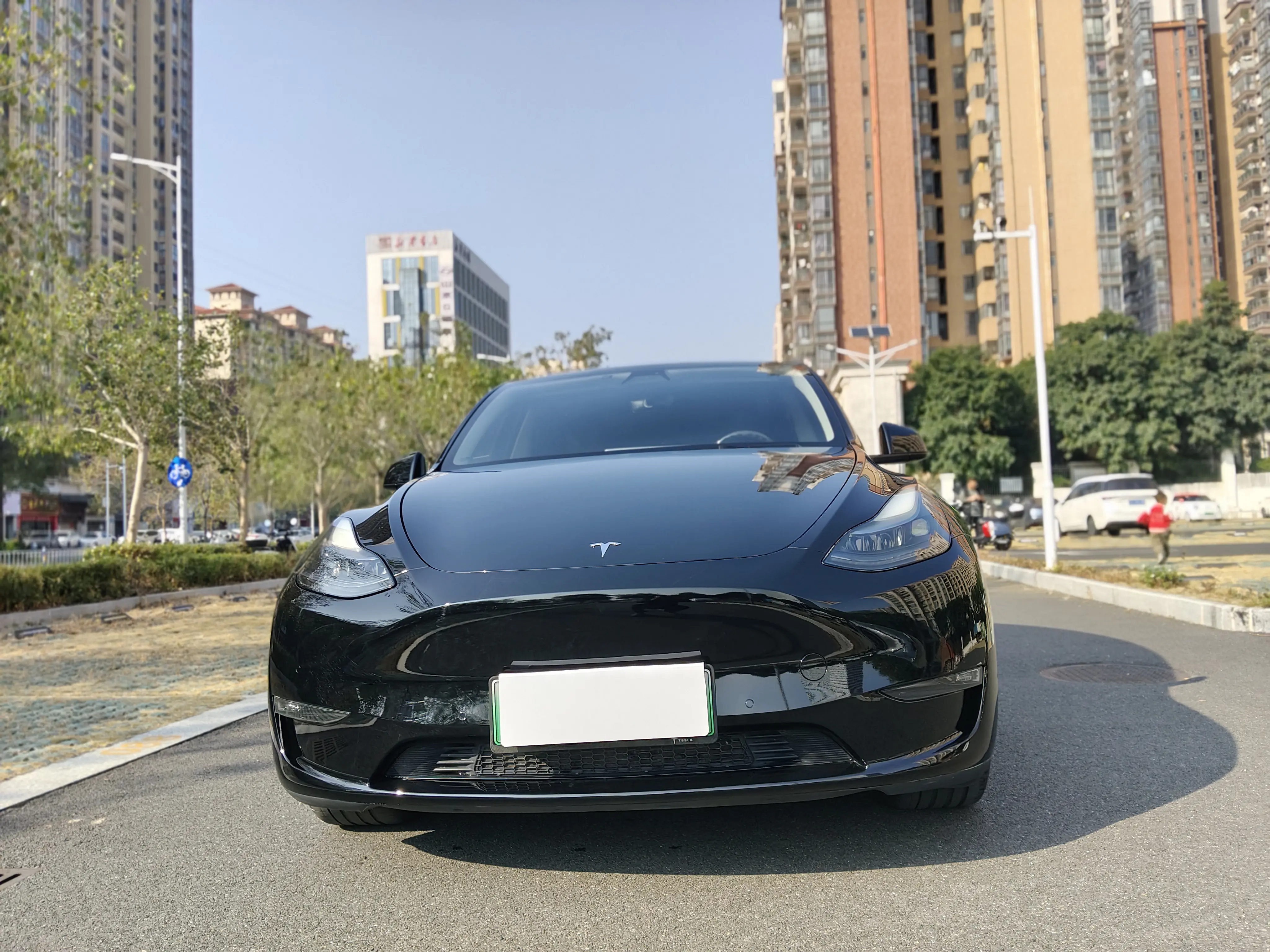 Tesla Model Y  из Китая