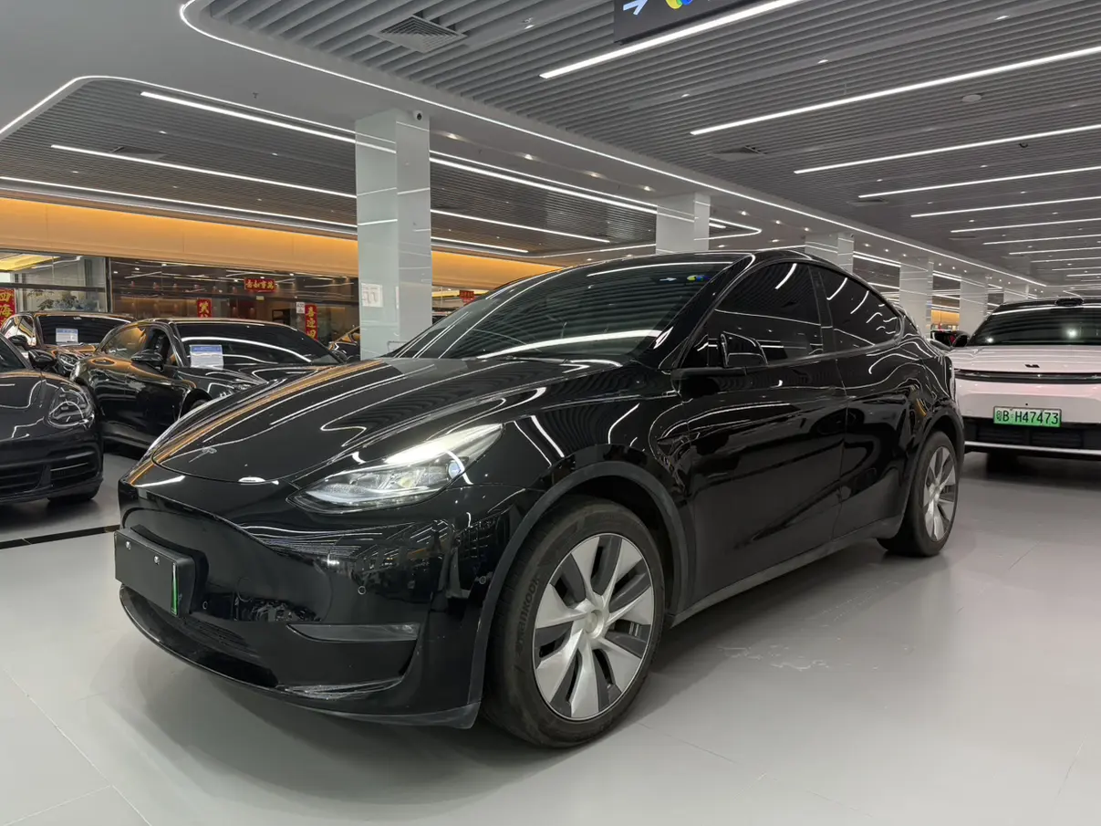 Tesla Model Y  из Китая