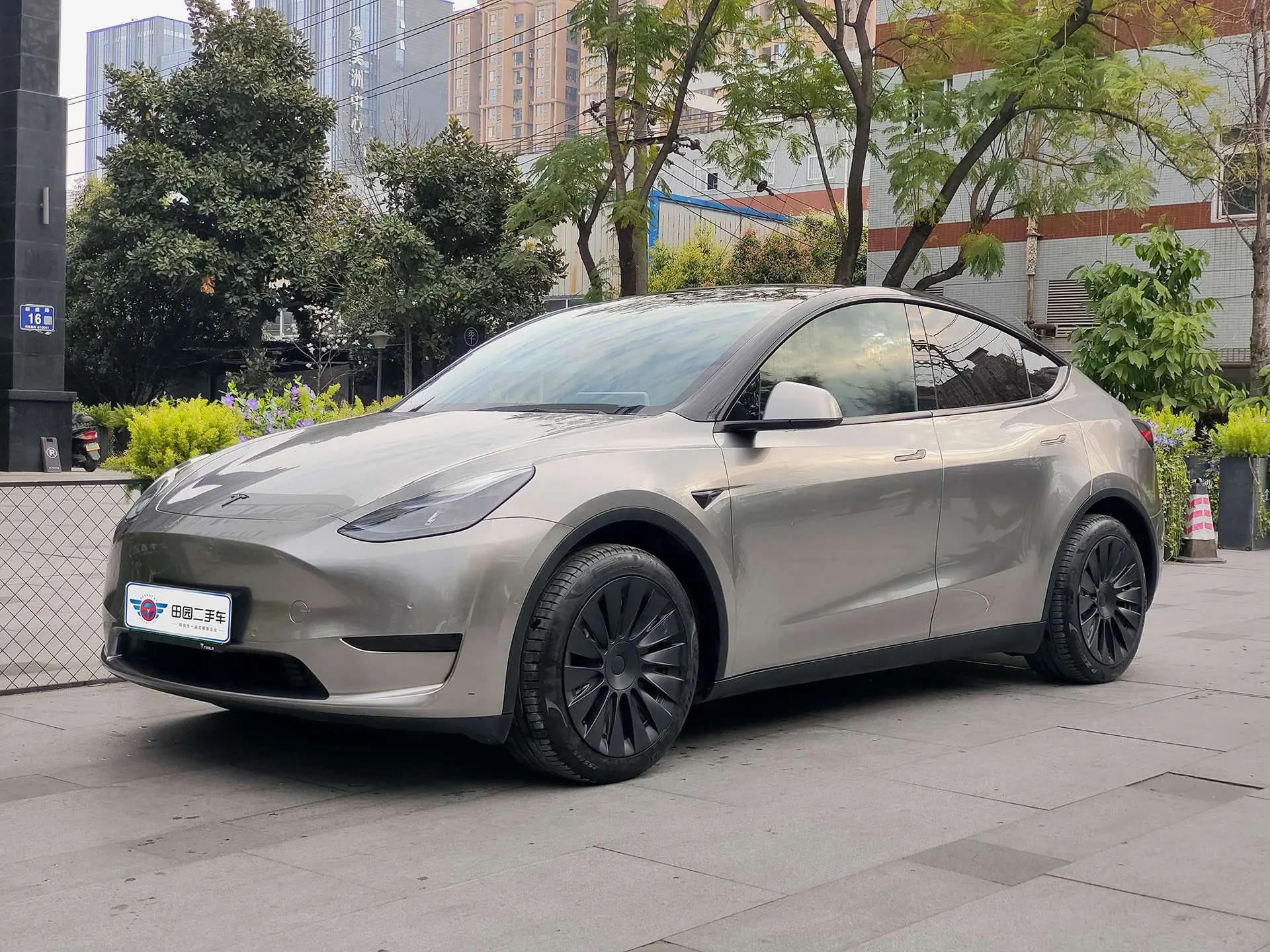 Tesla Model Y  из Китая