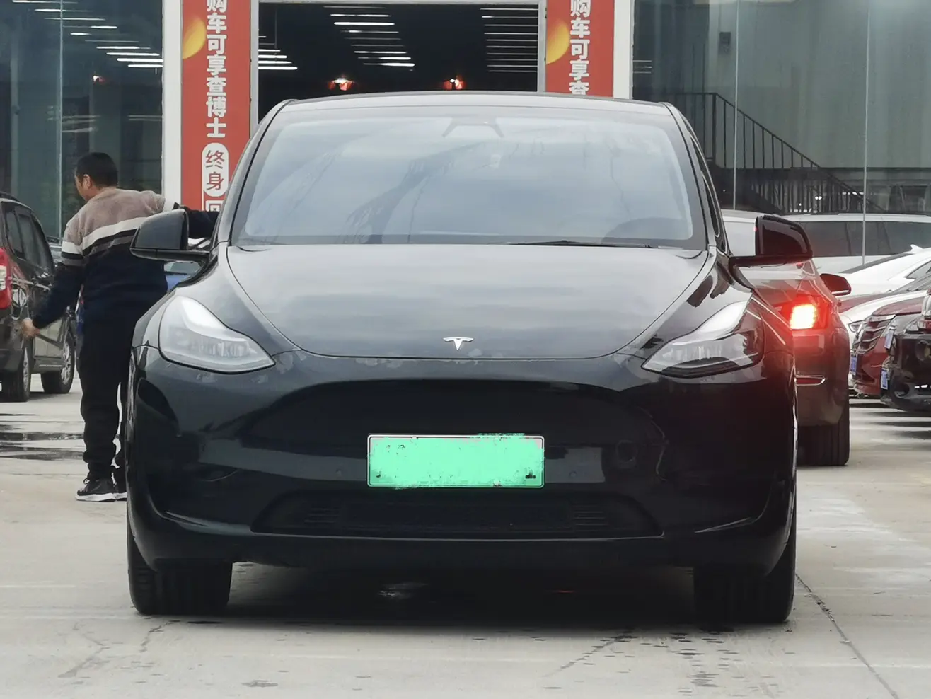 Tesla Model Y  из Китая