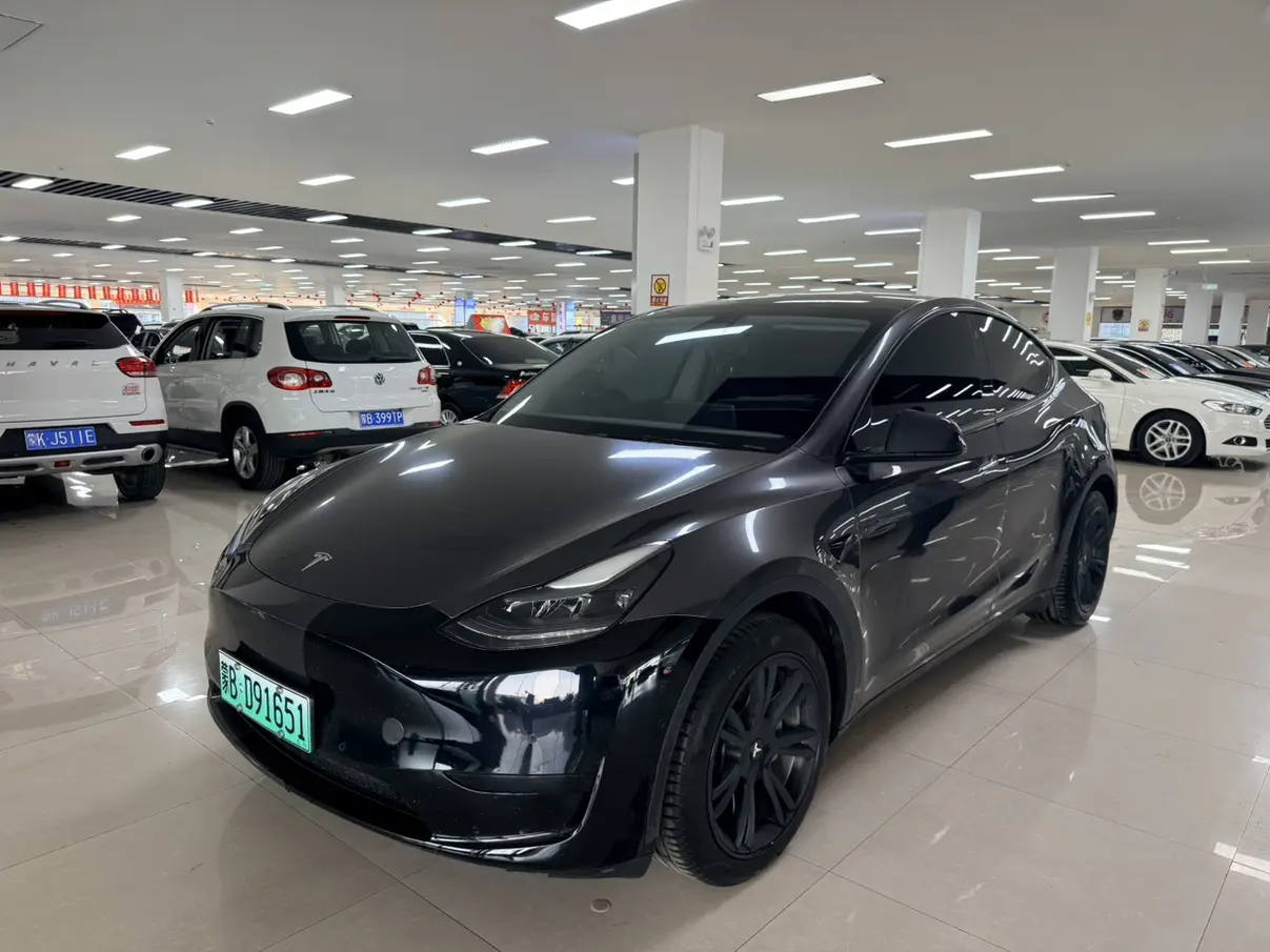 Tesla Model Y  из Китая