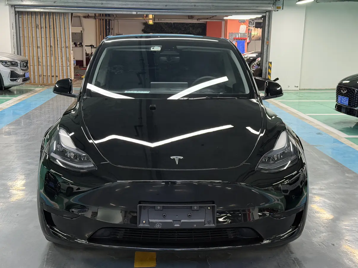 Tesla Model Y  из Китая