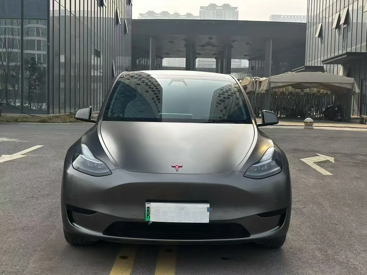 Tesla Model Y  из Китая