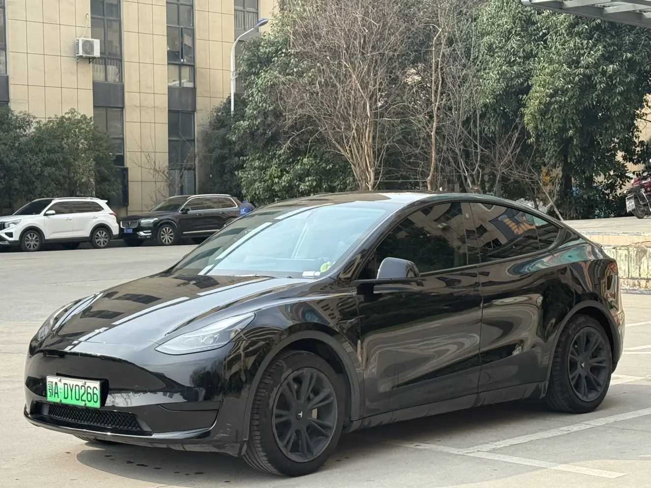 Tesla Model Y  из Китая