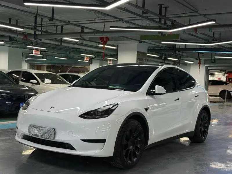 Tesla Model Y  из Китая