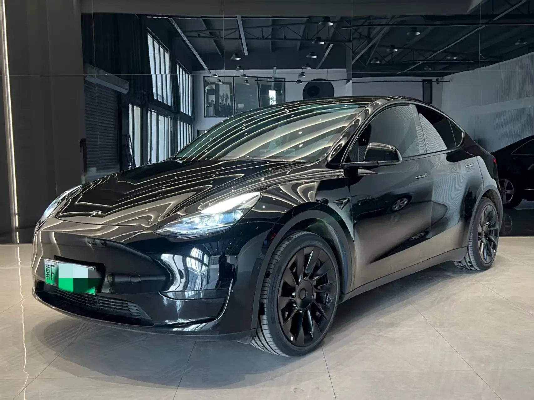 Tesla Model Y  из Китая