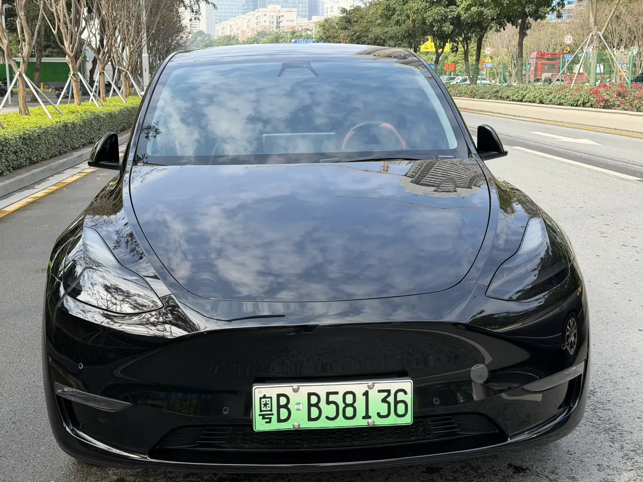 Tesla Model Y  из Китая