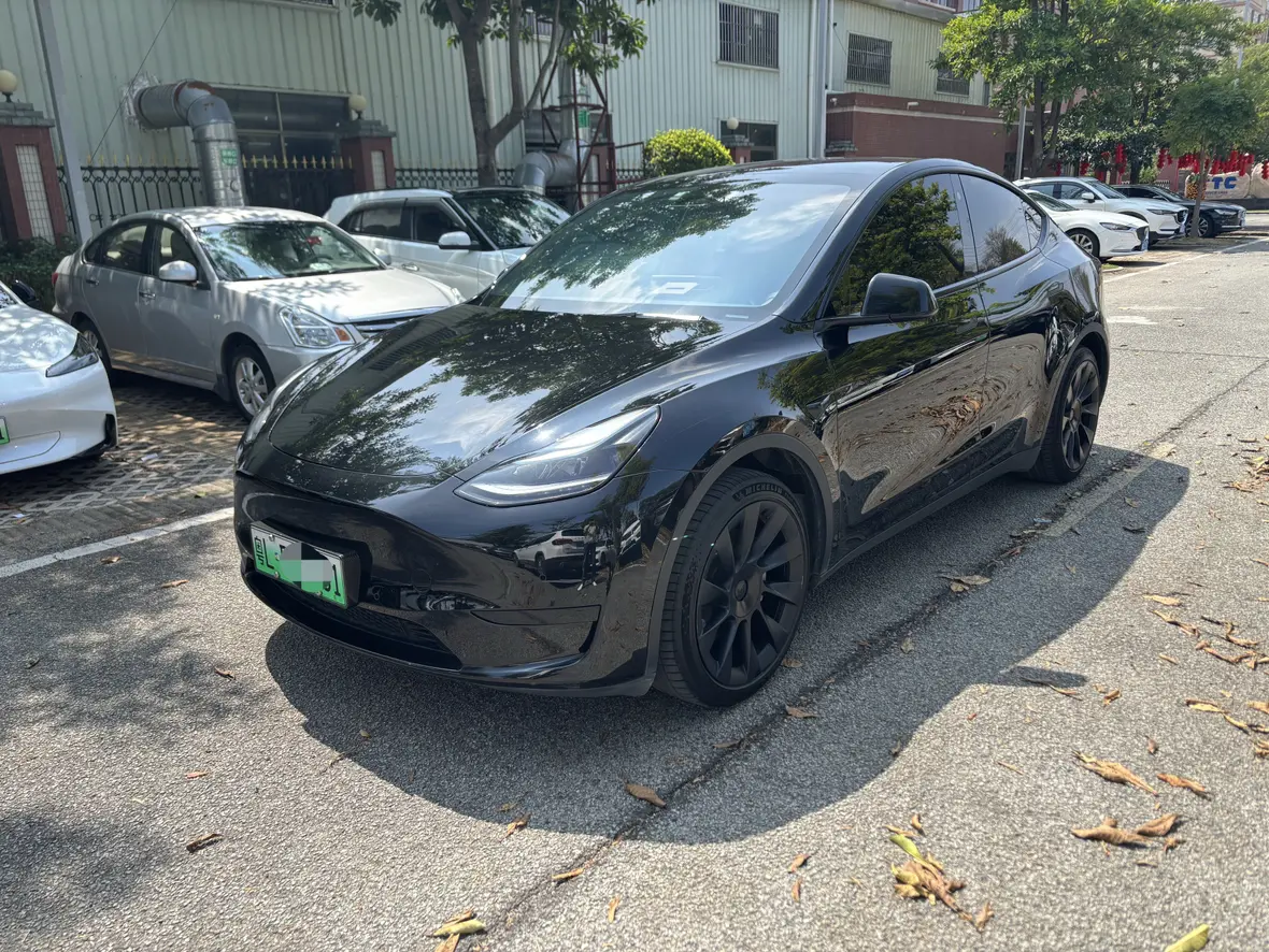 Tesla Model Y  из Китая