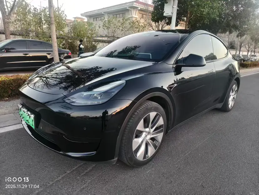 Tesla Model Y  из Китая