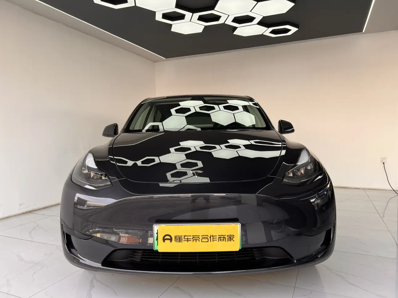 Tesla Model Y  из Китая