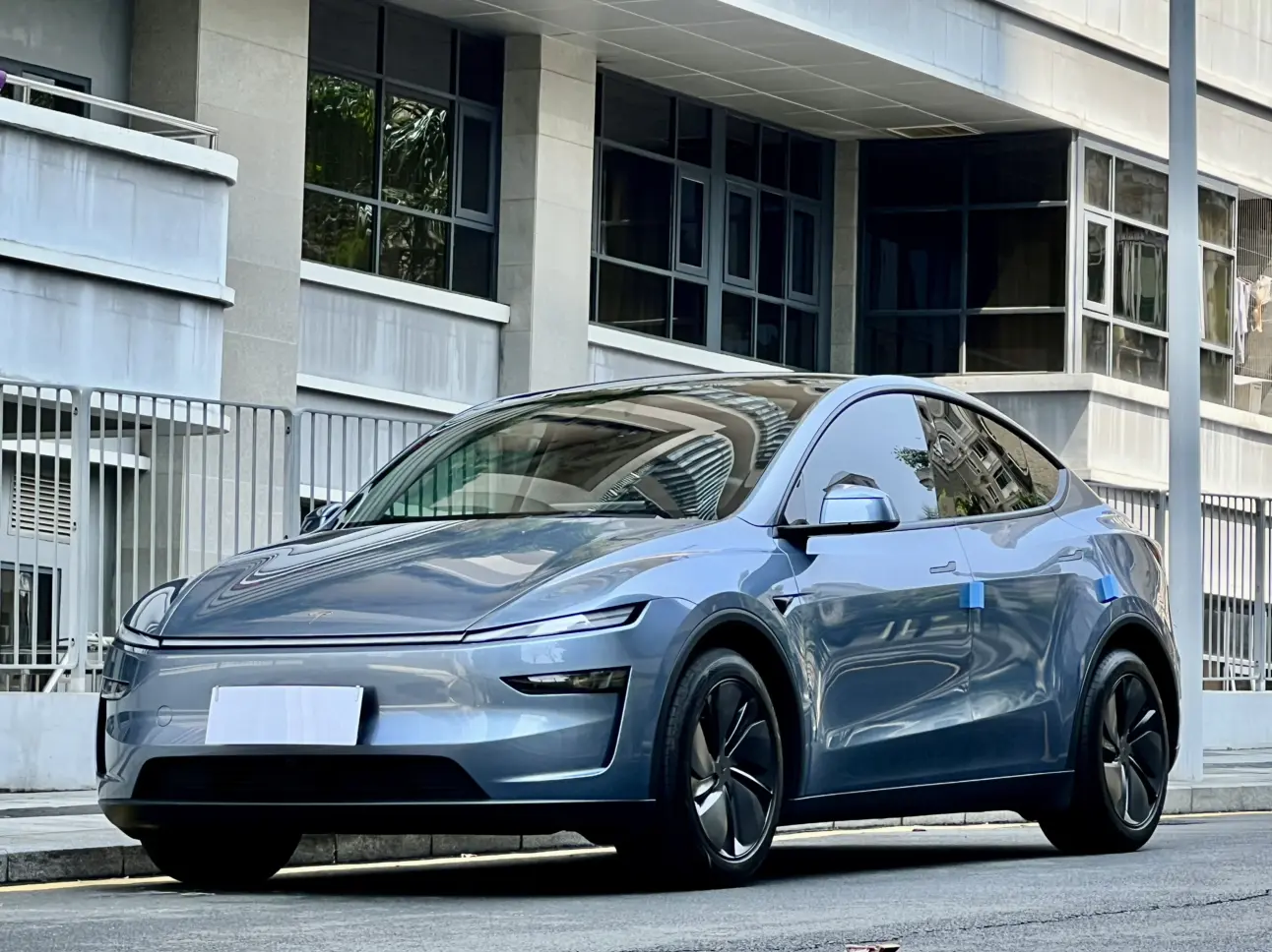 Tesla Model Y  из Китая