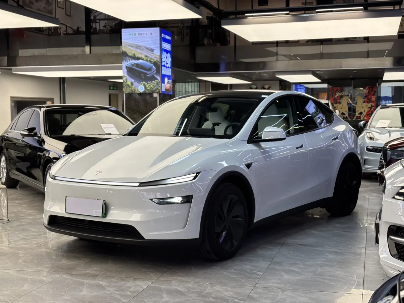 Tesla Model Y  из Китая