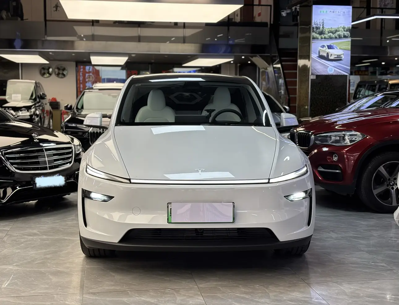 Tesla Model Y  из Китая