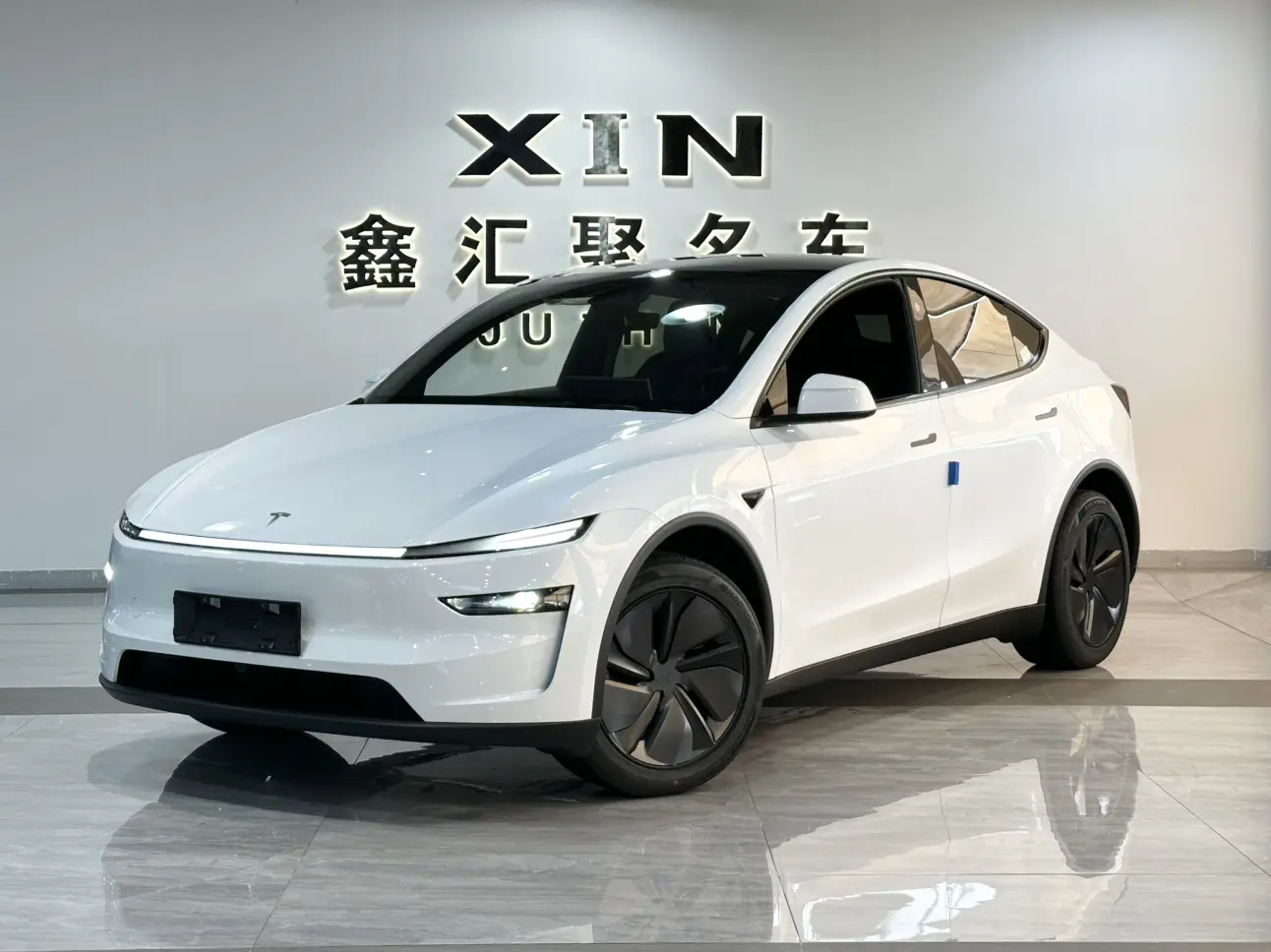 Tesla Model Y  из Китая