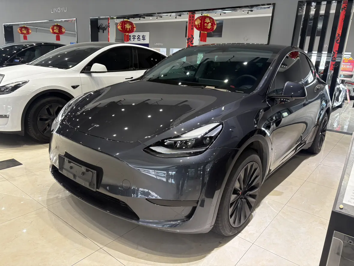 Tesla Model Y  из Китая