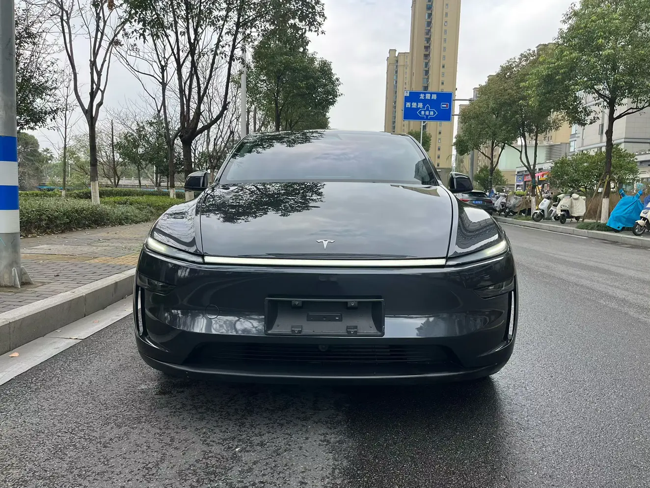 Tesla Model Y  из Китая