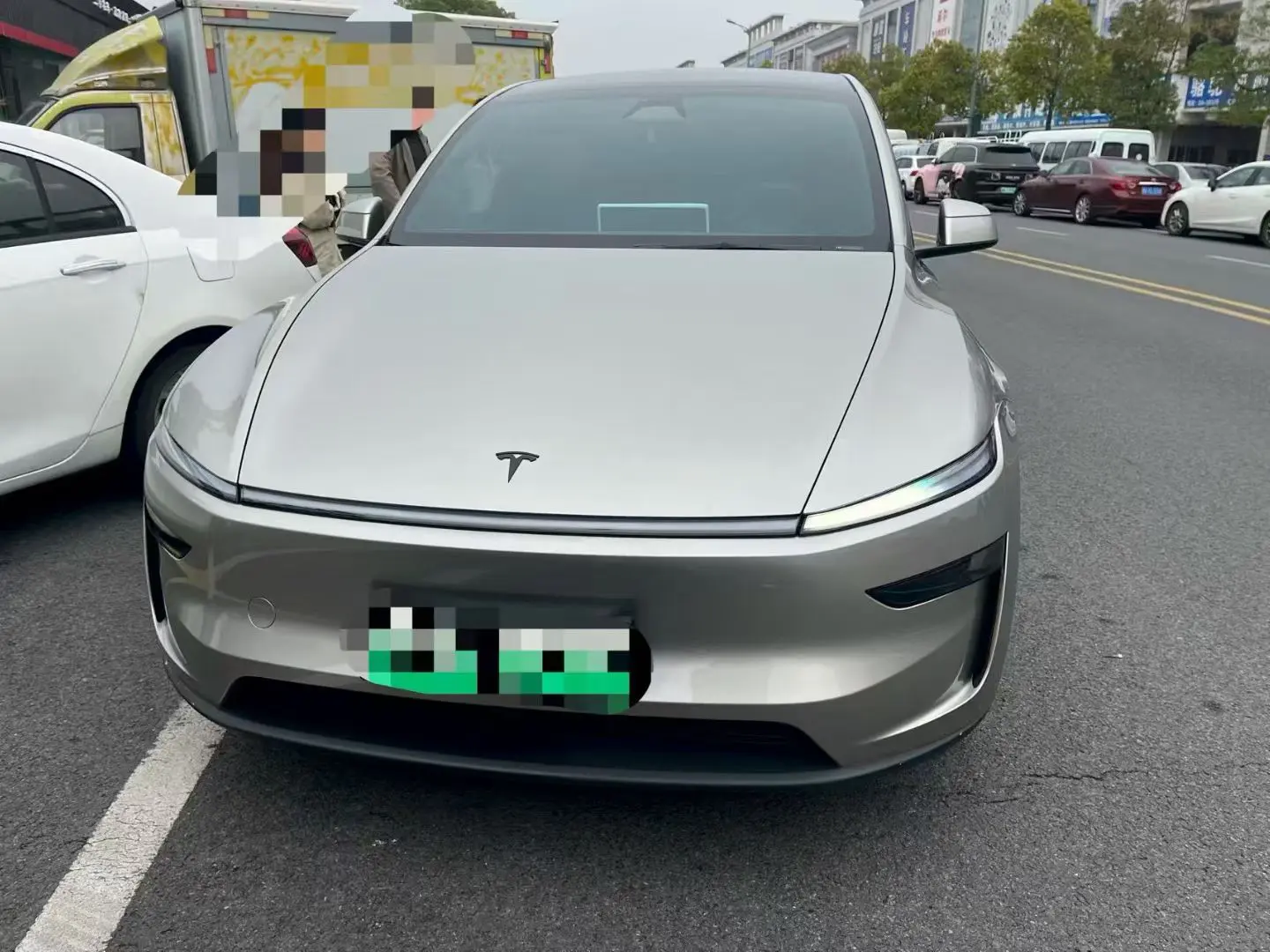 Tesla Model Y  из Китая