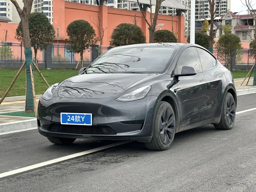 Tesla Model Y  из Китая