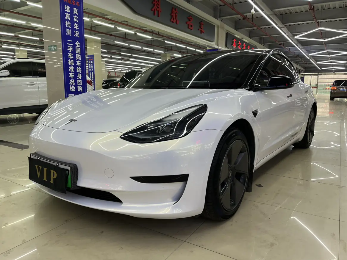 Tesla Model 3  из Китая