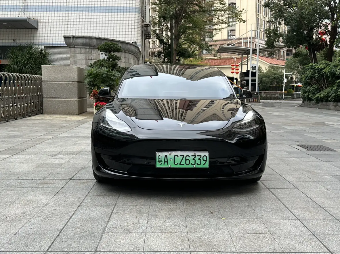 Tesla Model 3  из Китая