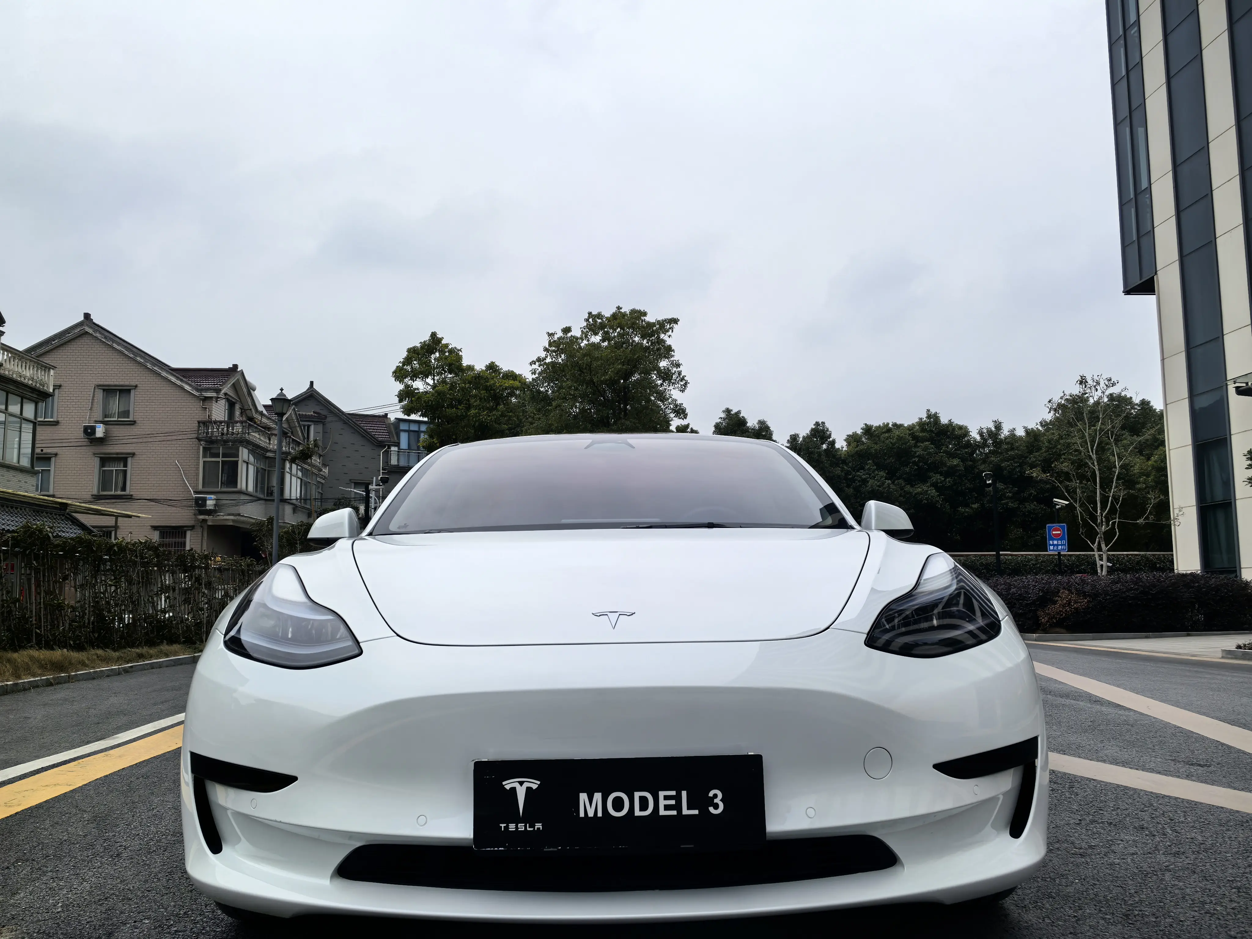 Tesla Model 3  из Китая