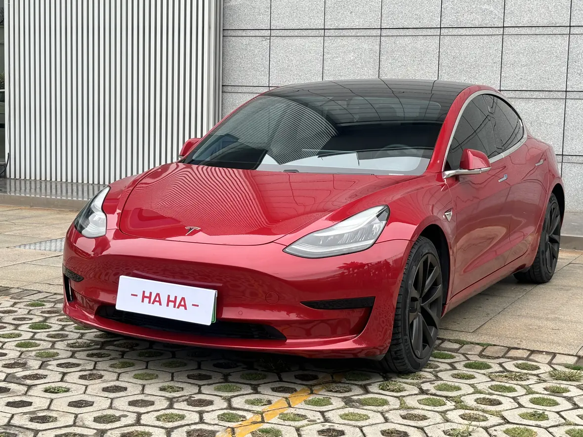 Tesla Model 3  из Китая