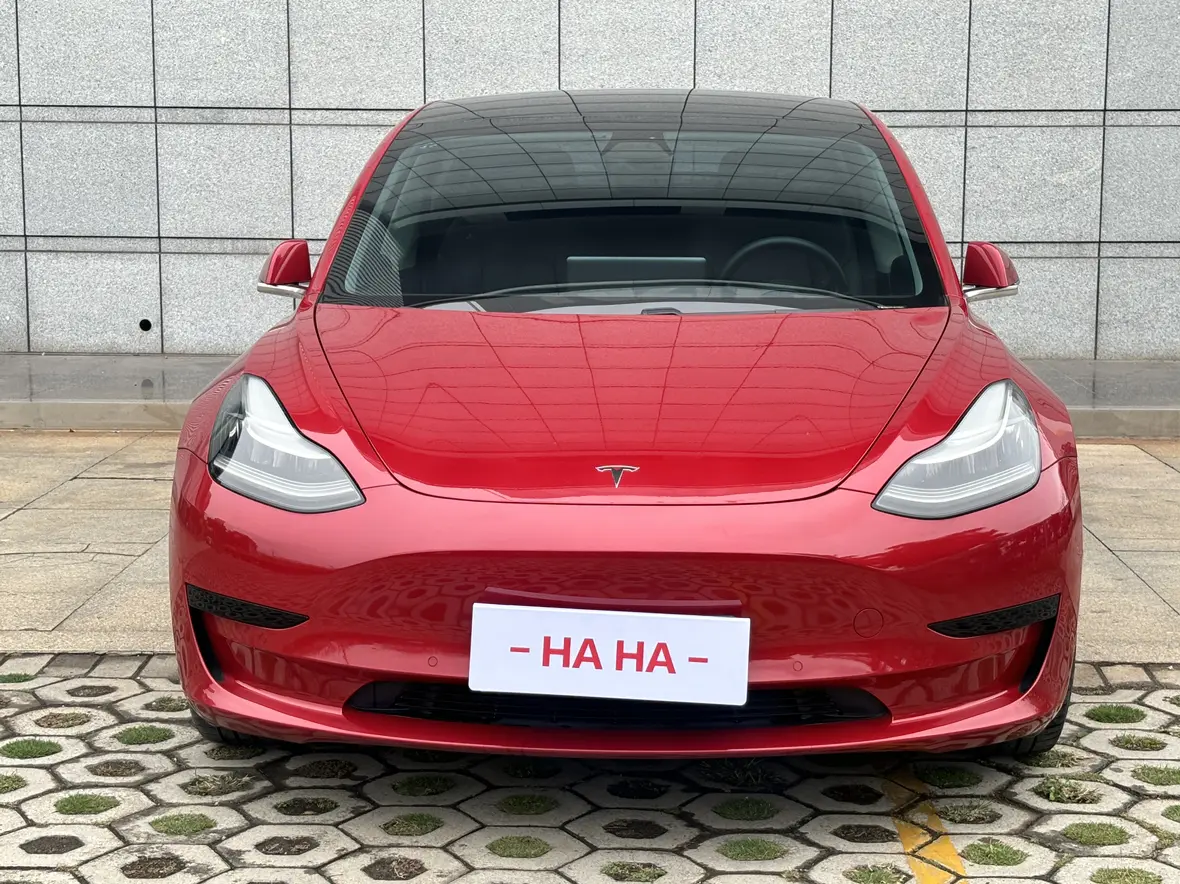 Tesla Model 3  из Китая