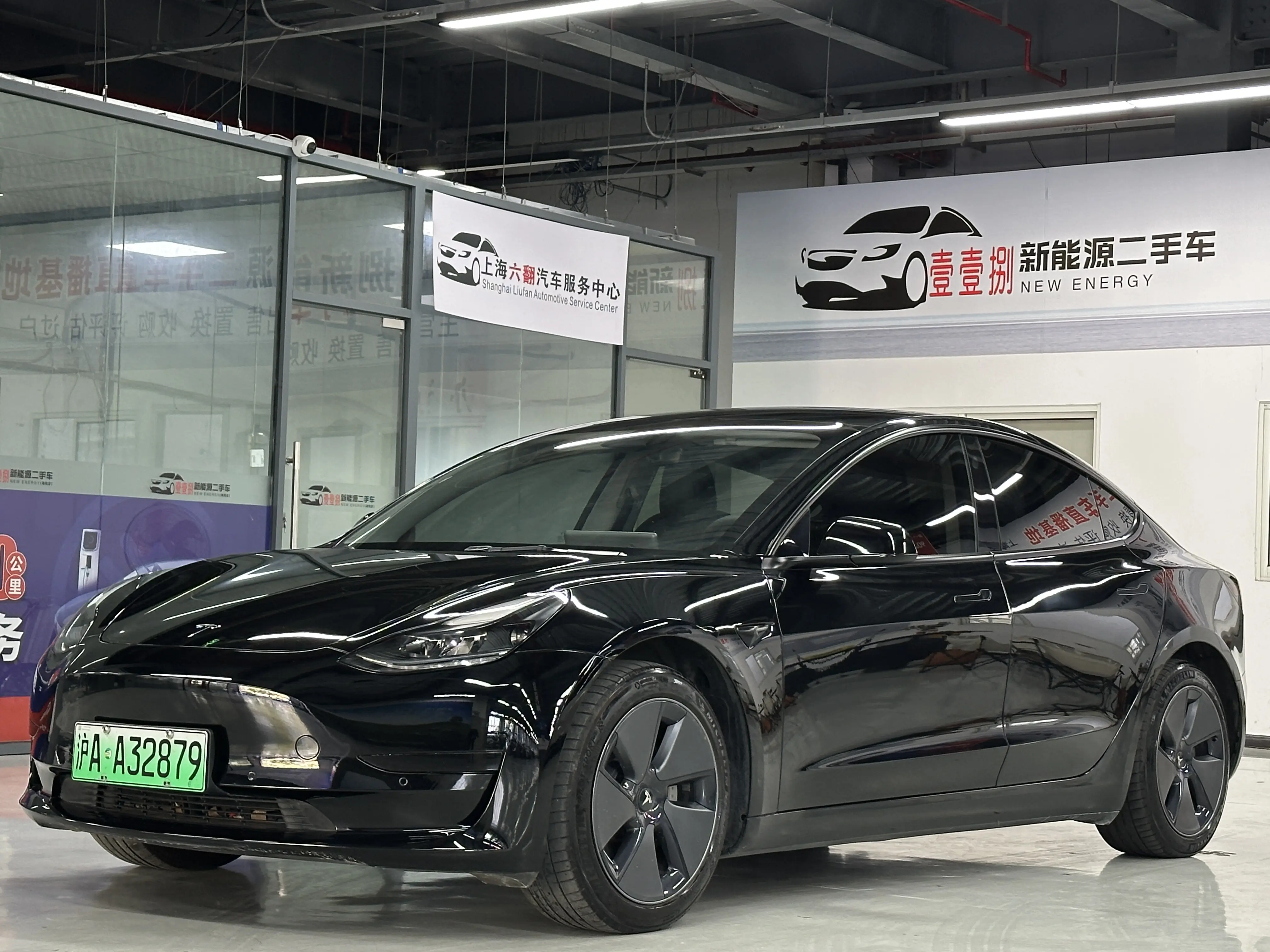 Tesla Model 3  из Китая