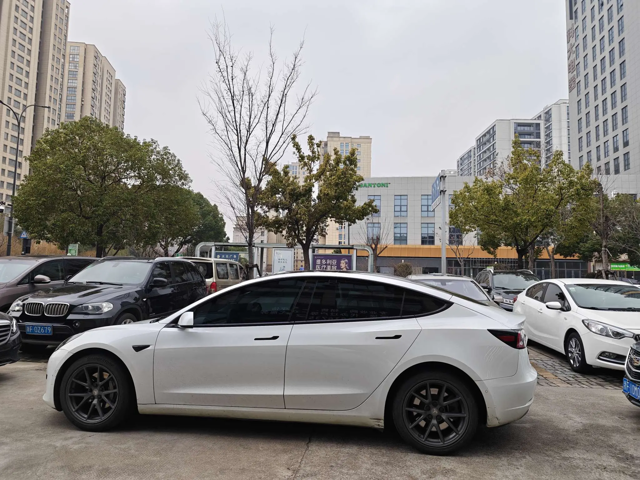 Tesla Model 3  из Китая