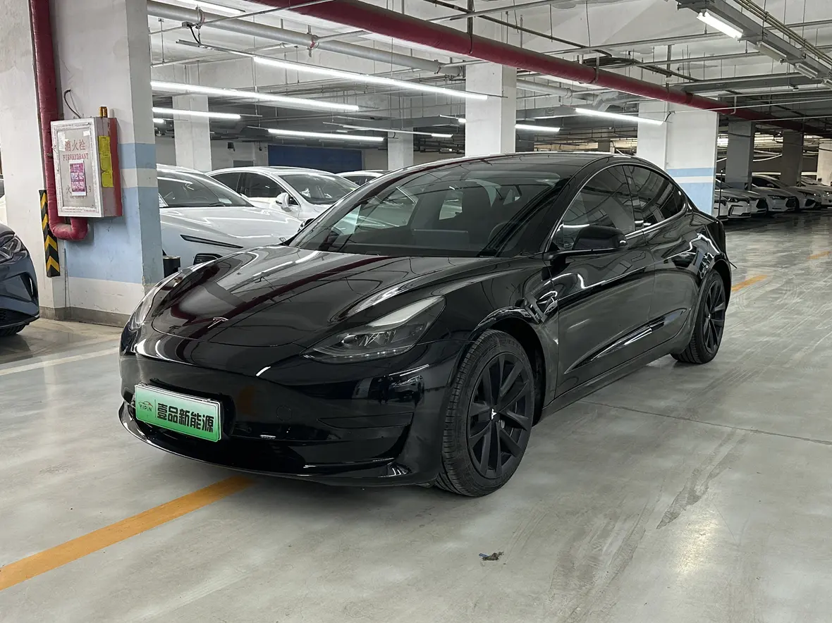 Tesla Model 3  из Китая