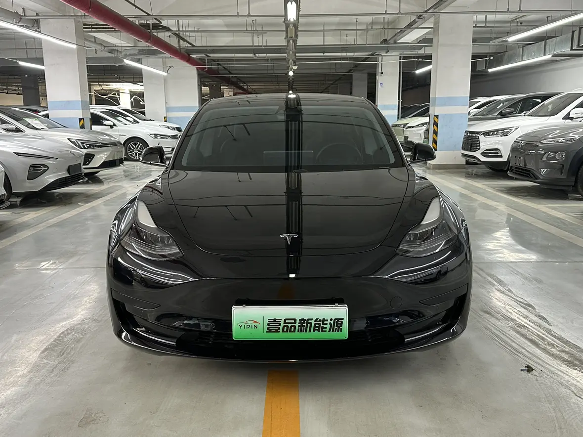 Tesla Model 3  из Китая