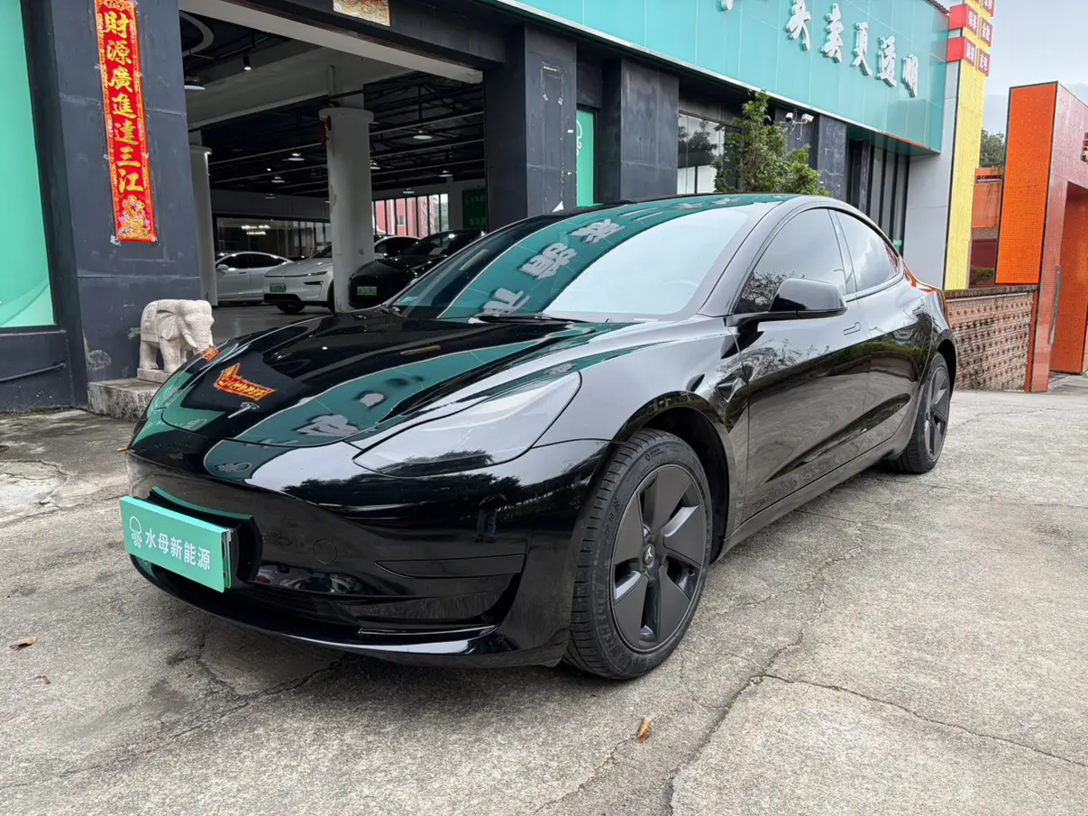 Tesla Model 3  из Китая