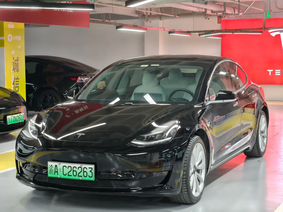 Tesla Model 3  из Китая