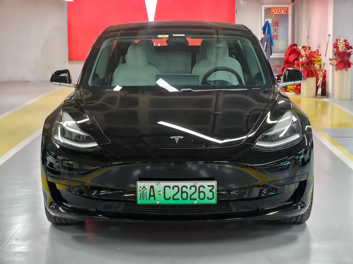 Tesla Model 3  из Китая