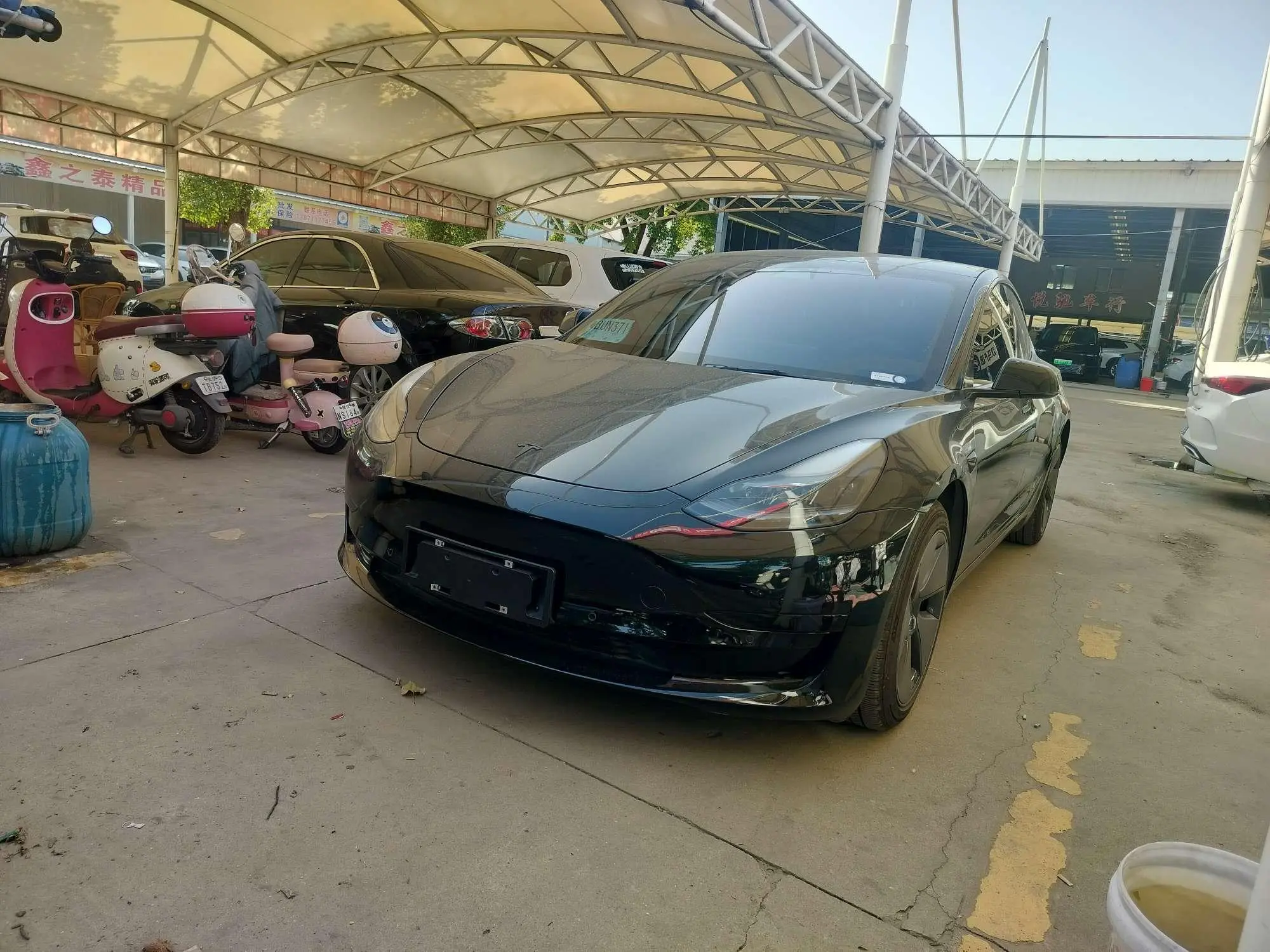 Tesla Model 3  из Китая