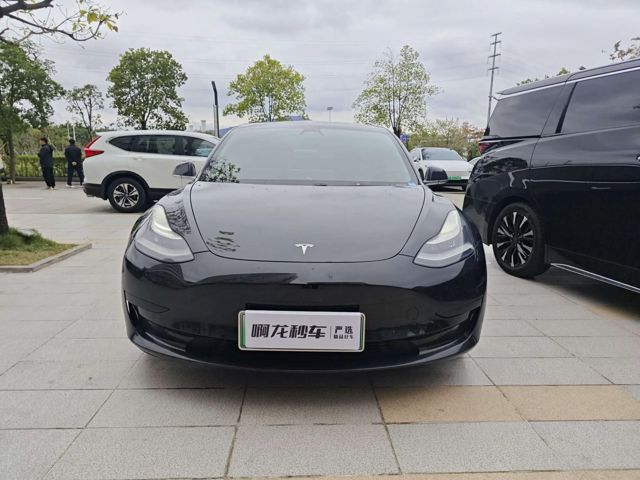 Tesla Model 3  из Китая
