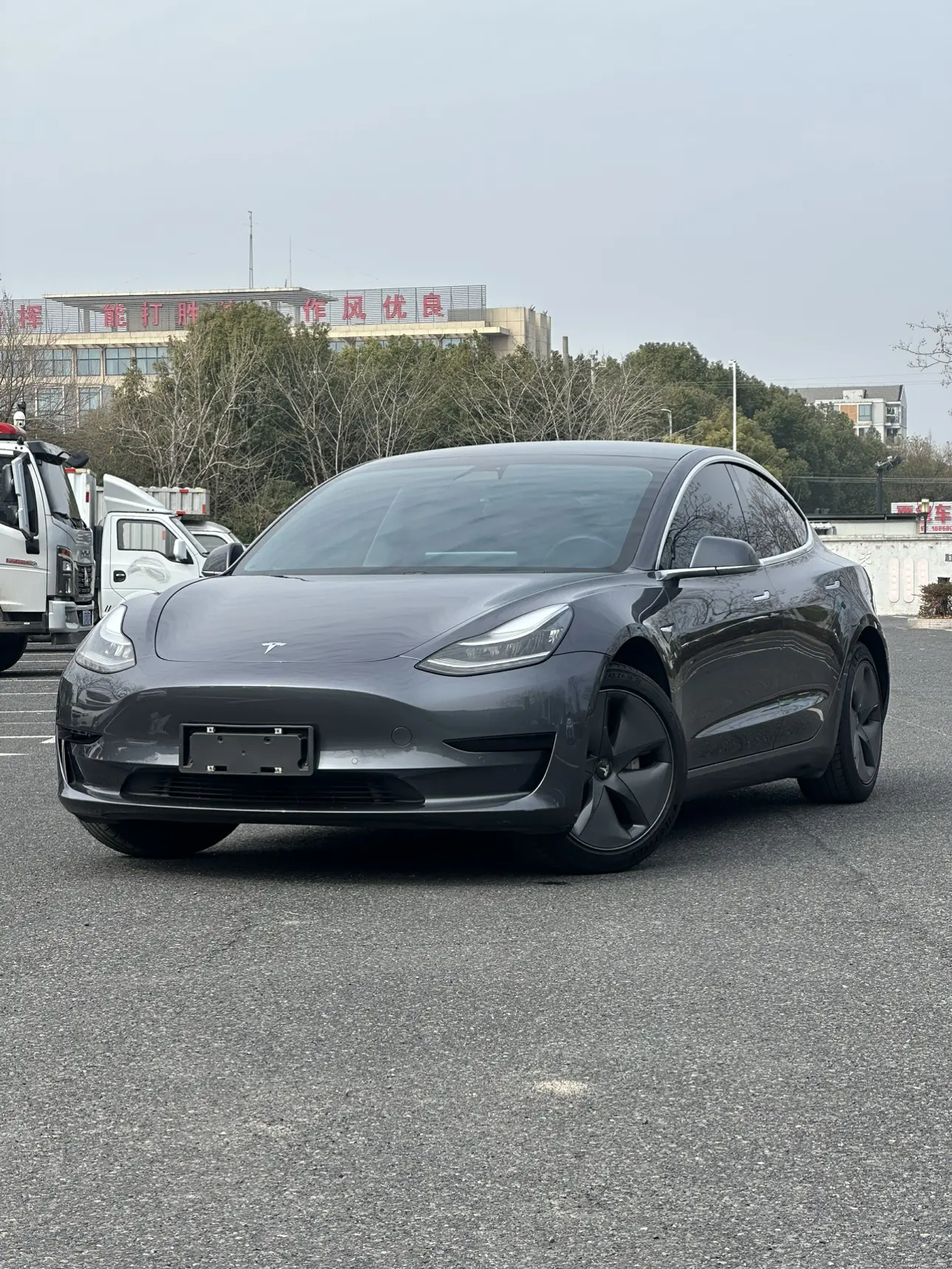 Tesla Model 3  из Китая