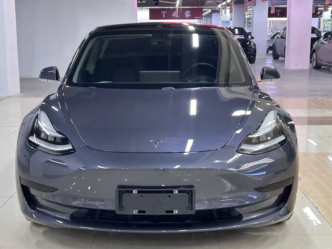 Tesla Model 3  из Китая