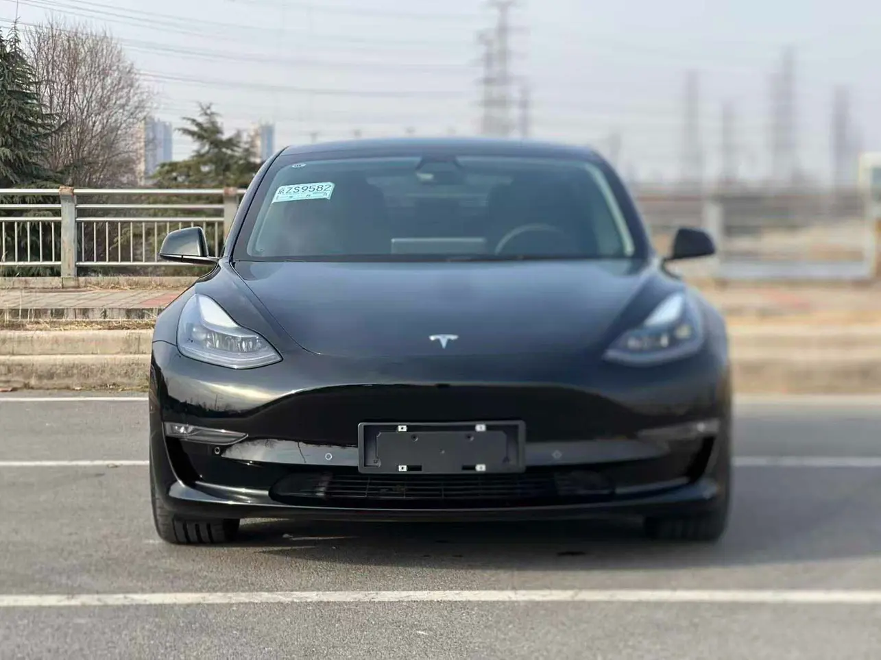Tesla Model 3  из Китая